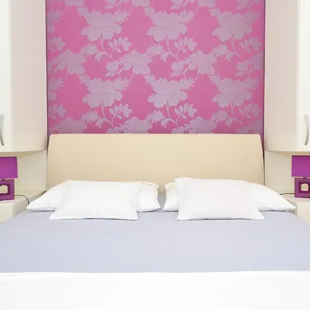 Mavarstica 16215b Trogir