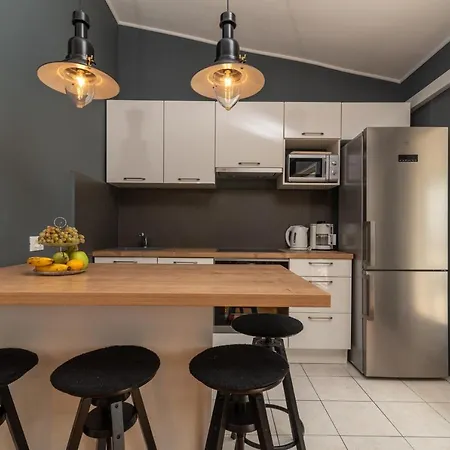 Mavarstica 16215b Apartment *