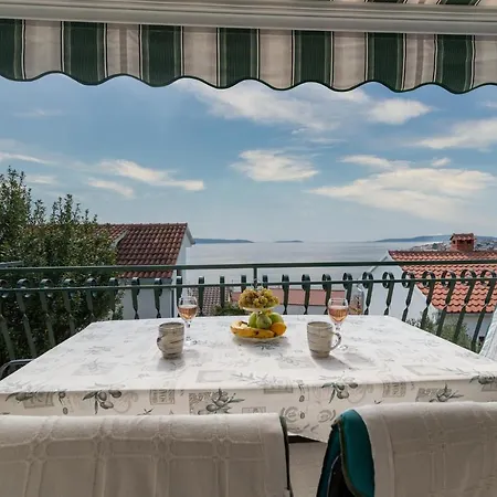 Apartment Mavarstica 16215b *