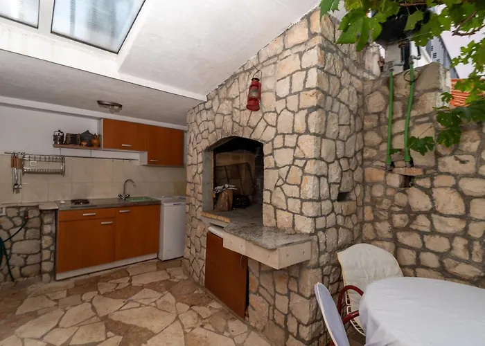 Mavarstica 16215b * Trogir