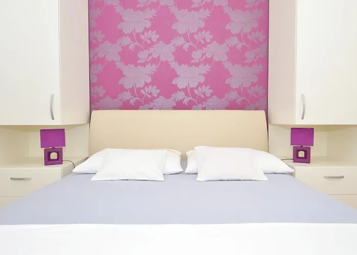 Mavarstica 16215b Trogir