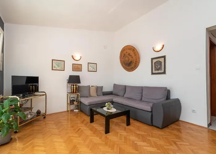 Mavarstica 16215b Trogir